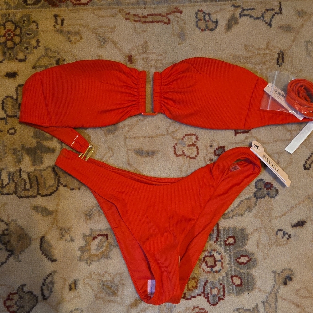 VS Red Bikini